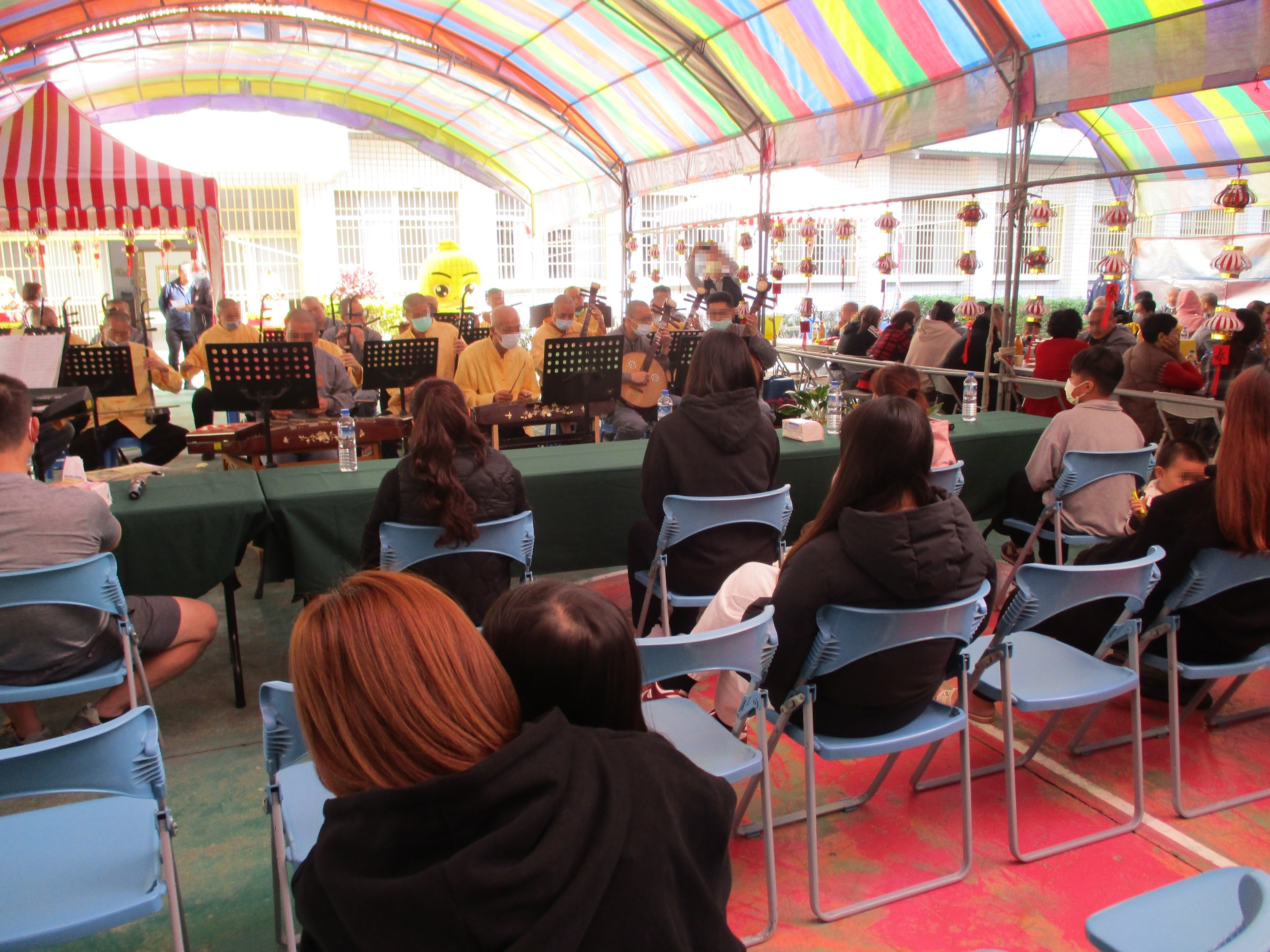 2.國樂學員家屬聆賞表演