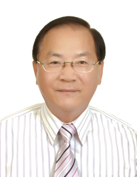 黃坤前典獄長